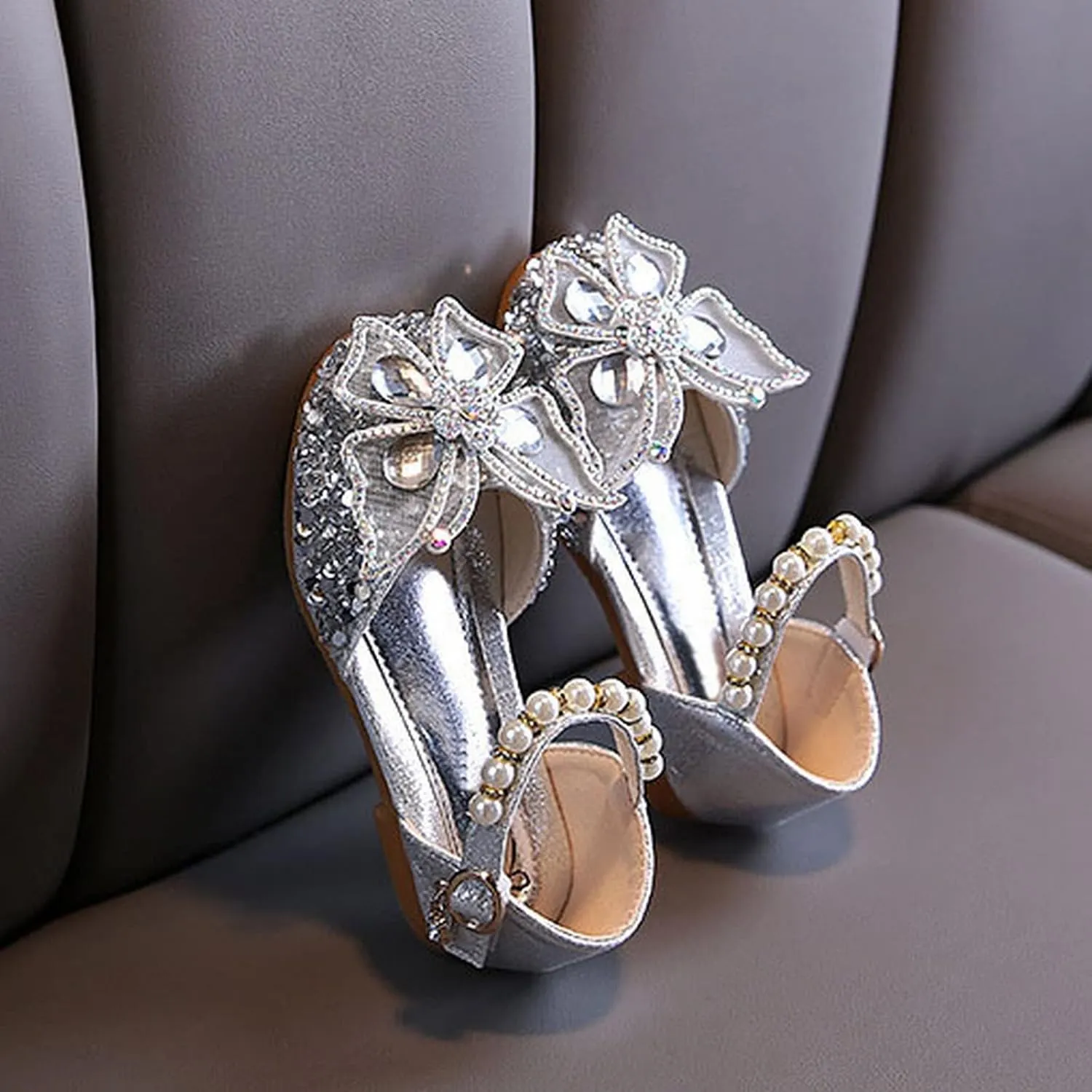 Girls 𝐂rystal Butterfly Dress Shoes 2025 Stylish Rhinestone Bridesmaids Sandals Kids Mary Jane Princess Sandal