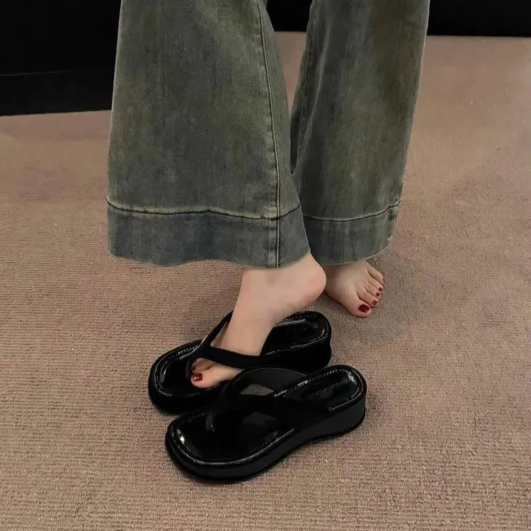Isolde - Stylish Thick-Soled Flip-Flops for Women